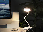 LUMINÁRIA DE MESA LED TASCHIBRA PUCK RECARREGÁVEL COM PRESILHA BRANCO
